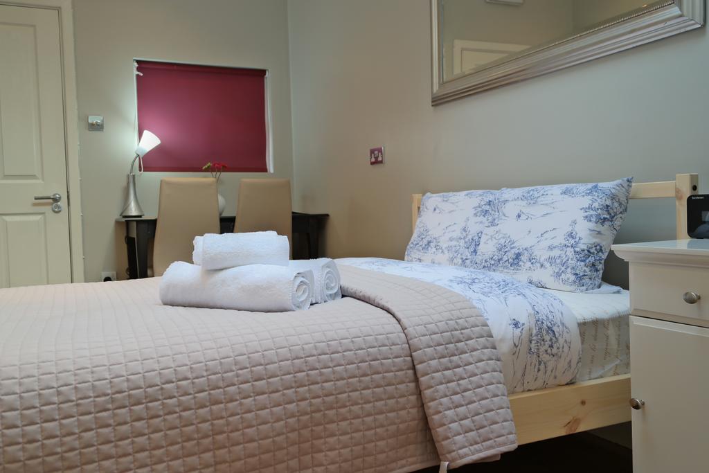 London Malvern Road Rooms To Let 外观 照片